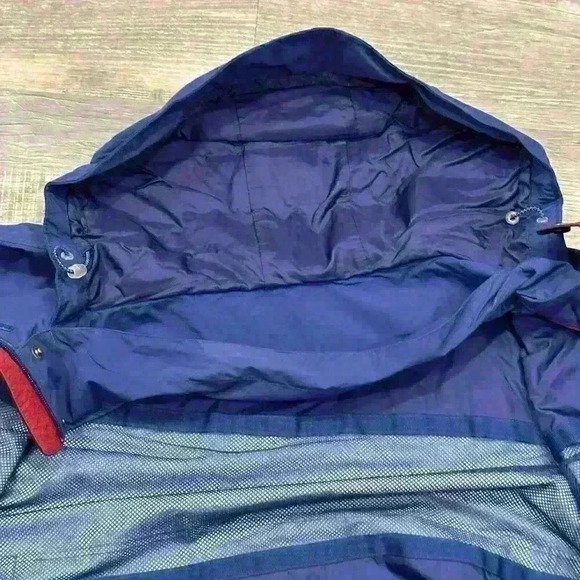 LL Bean Men’s Rain Jacket/ Windbreaker Style# 0BCY9 Sz Large Reg - EUC - Picture 9 of 15